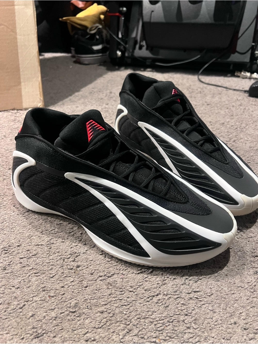 Adidas AE2 ‘Core Black’ Sz 10.5